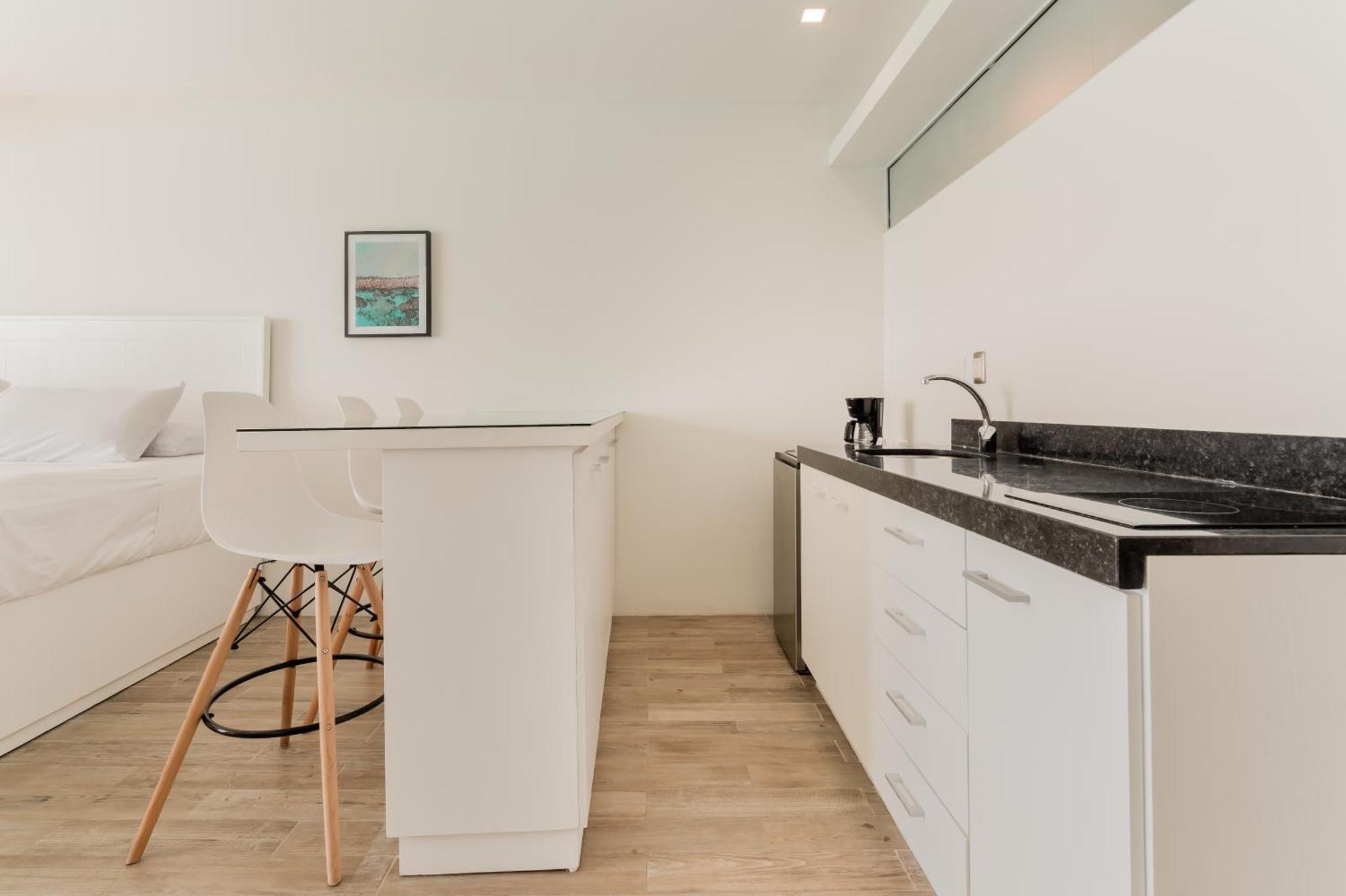 The Ocean Vibes Suites By Casa Paraiso Cancún Zewnętrze zdjęcie