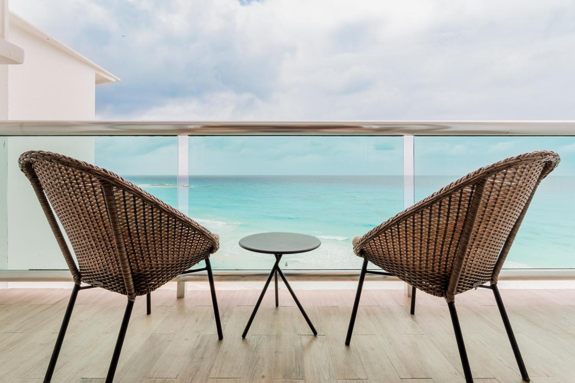 The Ocean Vibes Suites By Casa Paraiso Cancún Zewnętrze zdjęcie