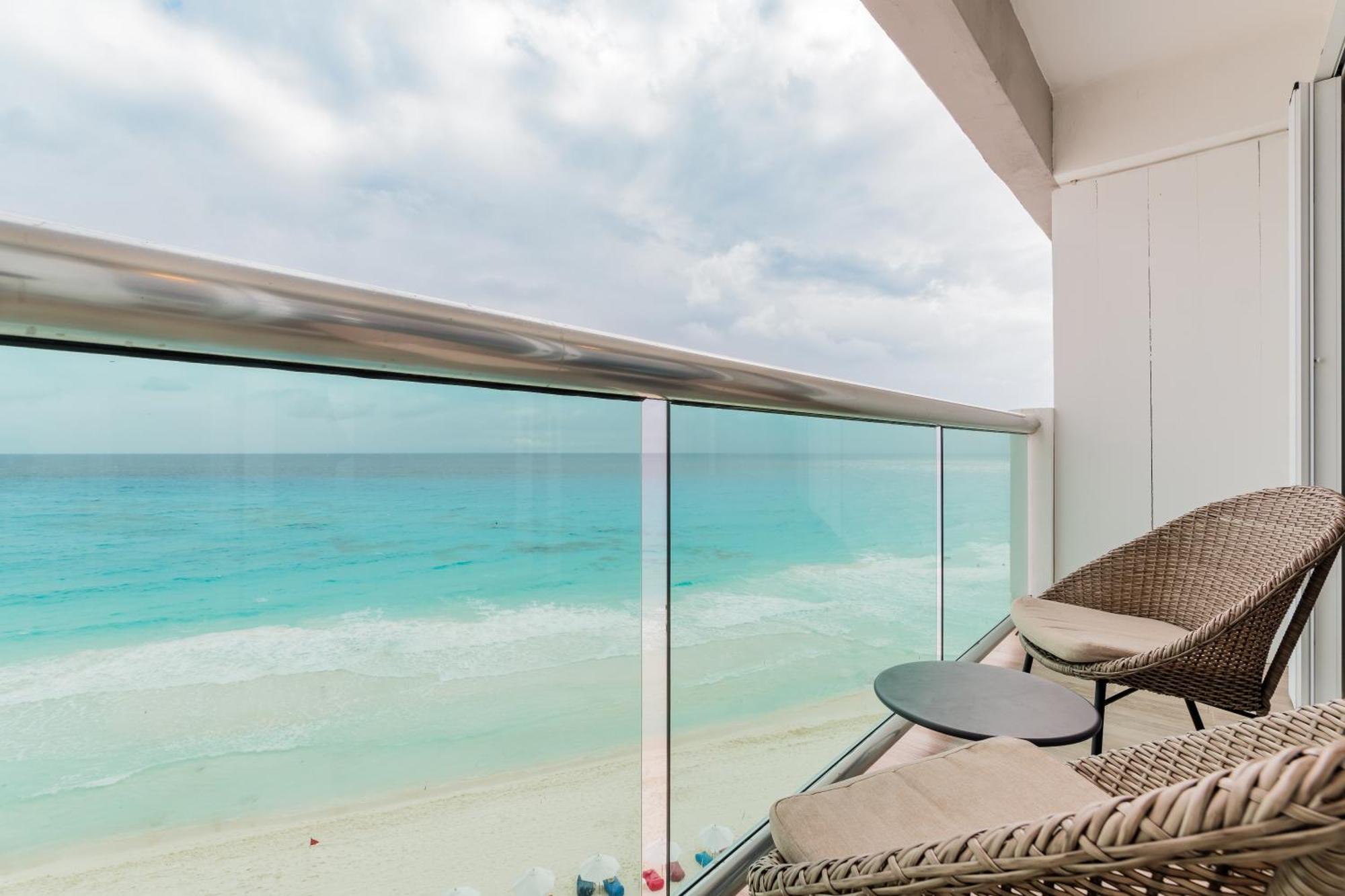 The Ocean Vibes Suites By Casa Paraiso Cancún Zewnętrze zdjęcie