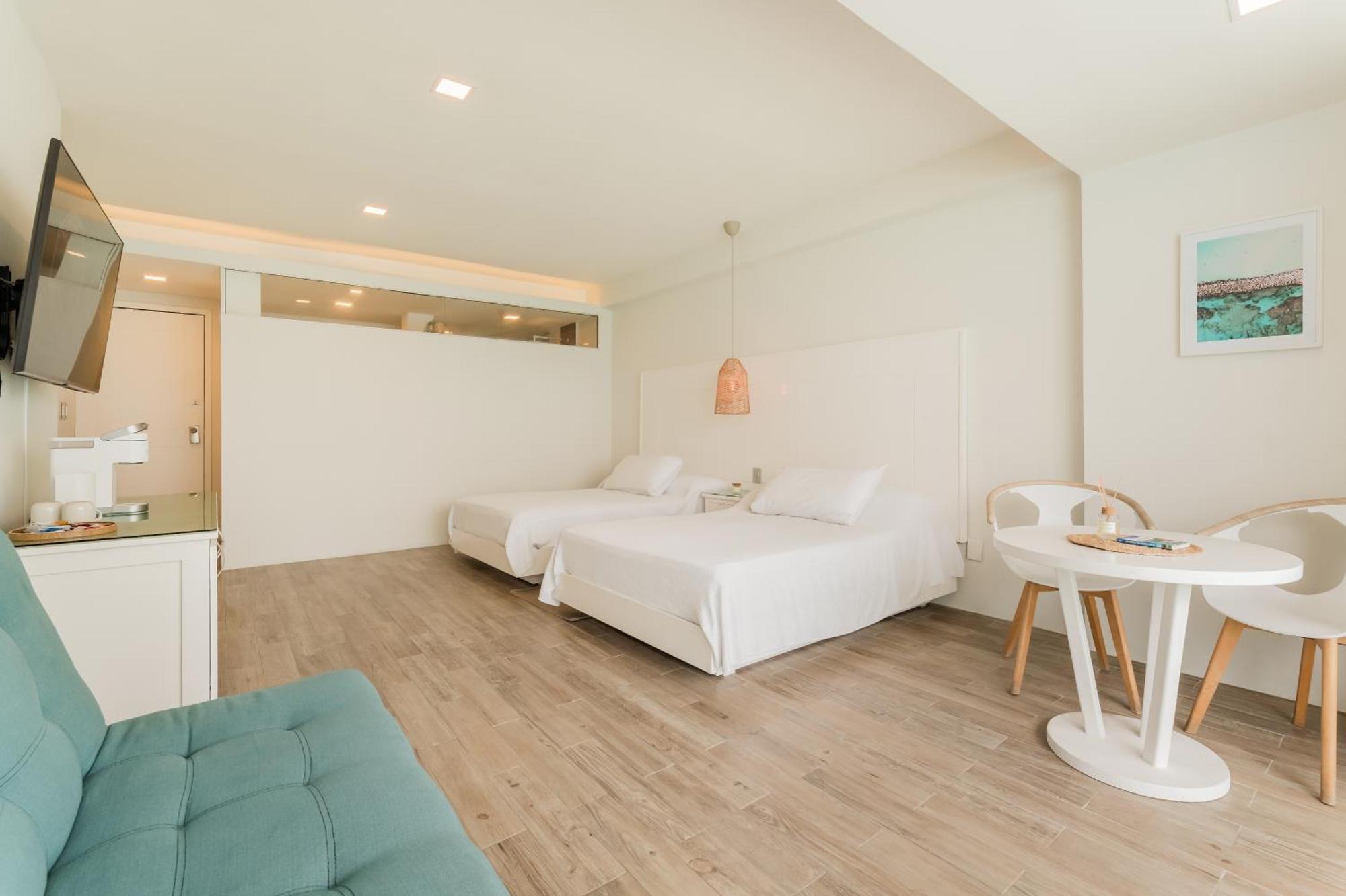 The Ocean Vibes Suites By Casa Paraiso Cancún Zewnętrze zdjęcie